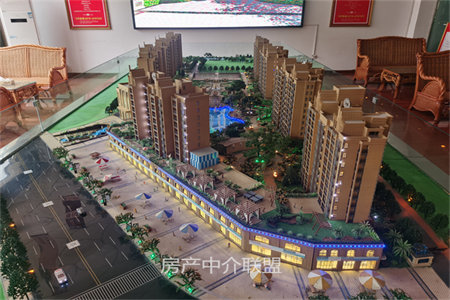 碧水云天中央城A区3室2厅1卫